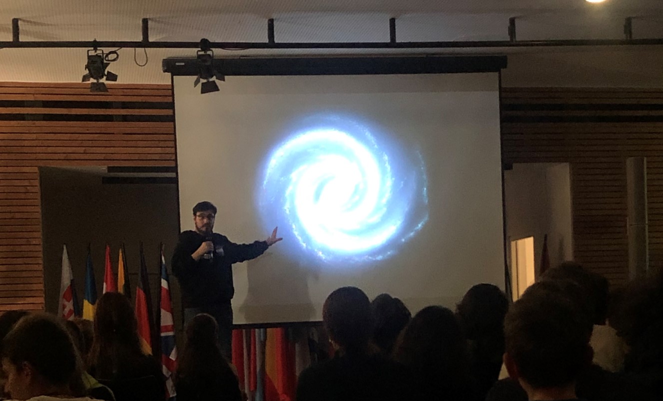Conférence sur l’astronomie à l’EES