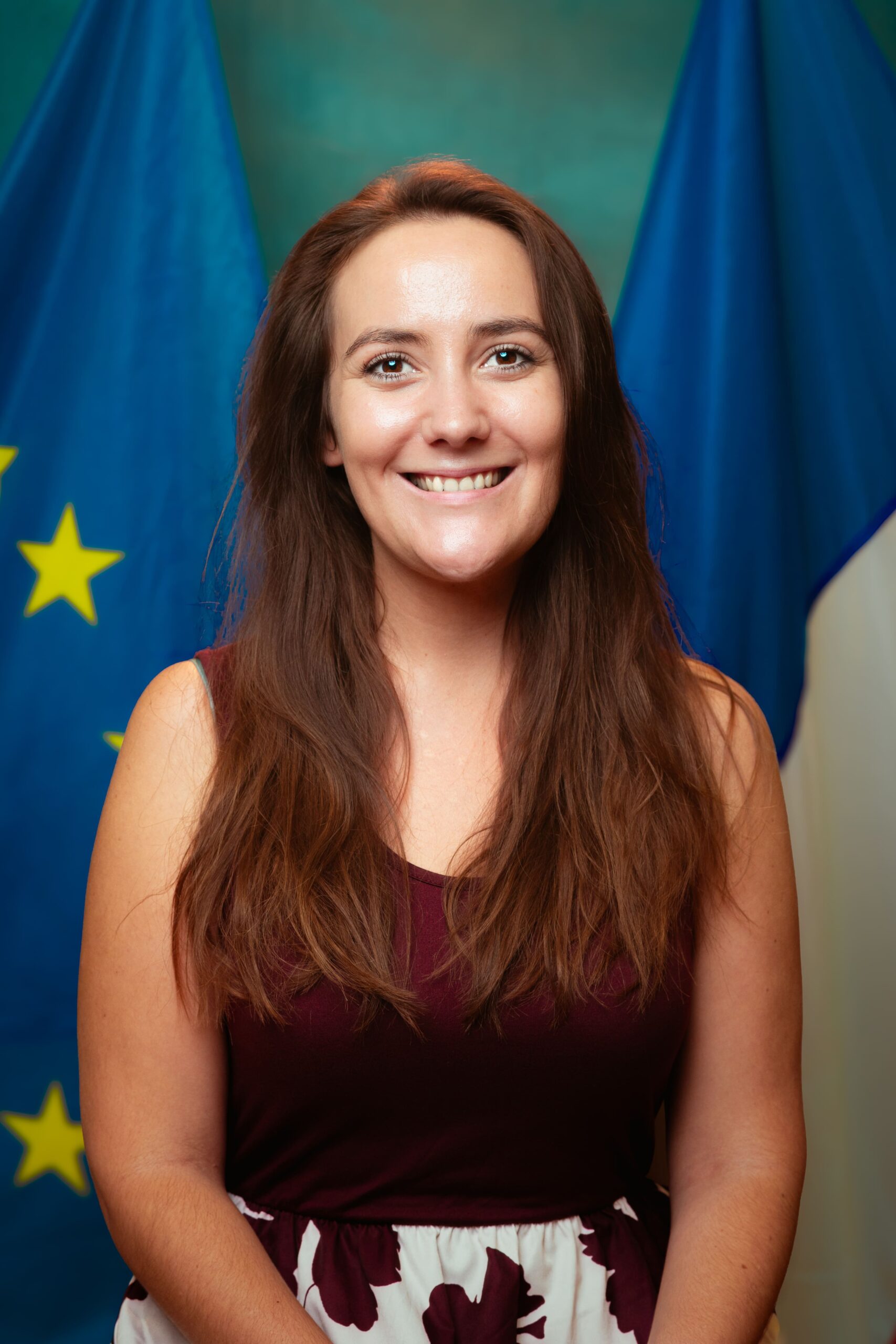 Madeleine HYNES   Professeure titulaire M1M2 EN