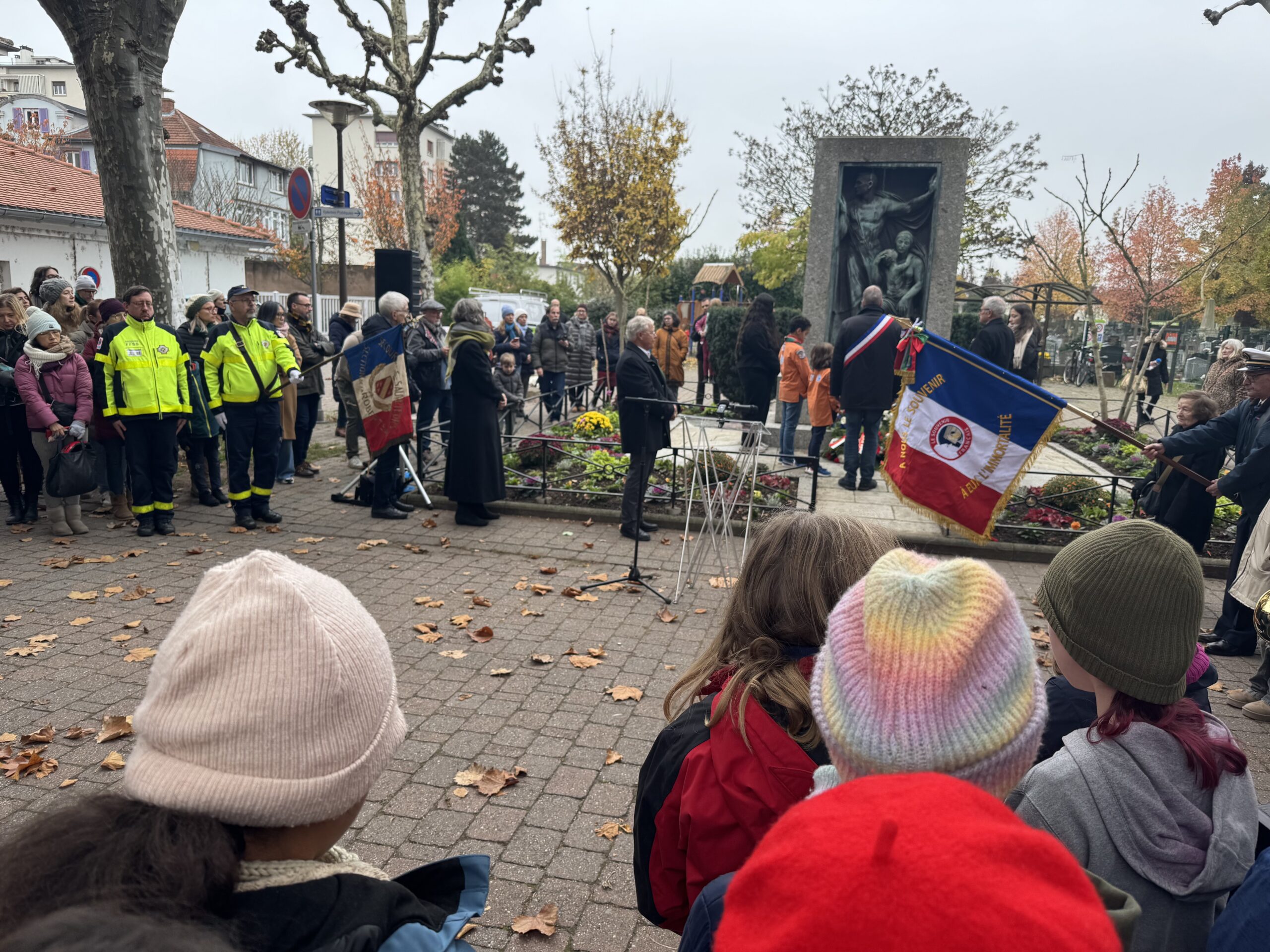 Cérémonie du 11 novembre : chorale et atelier de pratique instrumentale P4P5